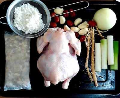 วิธีทำ ไก่ตุ๋นโสมเกาหลี (ซัมกเยทัง) Ginseng chicken soup 삼계탕