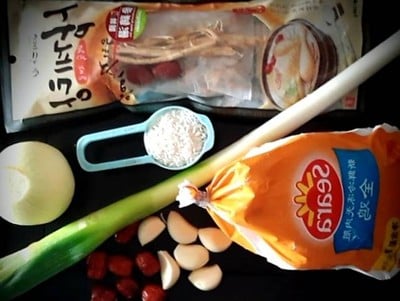 วิธีทำ ไก่ตุ๋นโสมเกาหลี (ซัมกเยทัง) Ginseng chicken soup 삼계탕