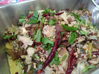 ยำเห็ด3อย่าง.