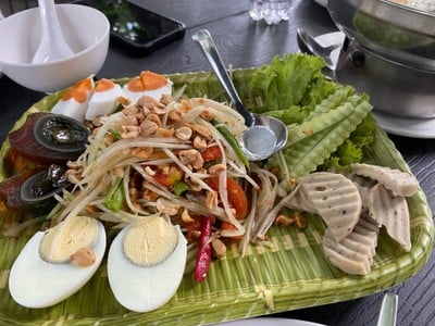 คลาสสิคคาร์ คาราวาน อำเภอ สรรพยา จังหวัดชัยนาท