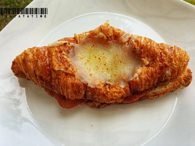 HAM & CHEESE CROISSANT