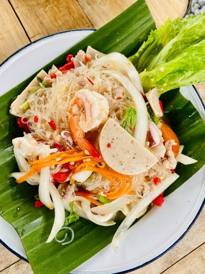 ยำวุ้นเส้นรวม