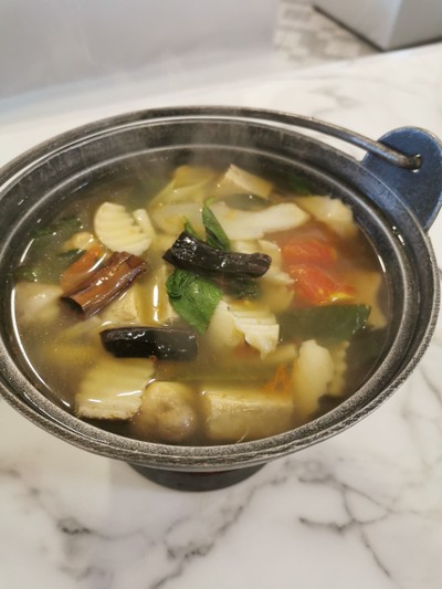 ต้มยำเห็ดน้ำใสเจ