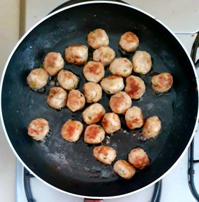 วิธีทำ มีทบอลห่อผัก meatball baby romaine lettuce wraps วิธีทำ มีทบอลห่อผัก meatball baby romaine lettuce wraps