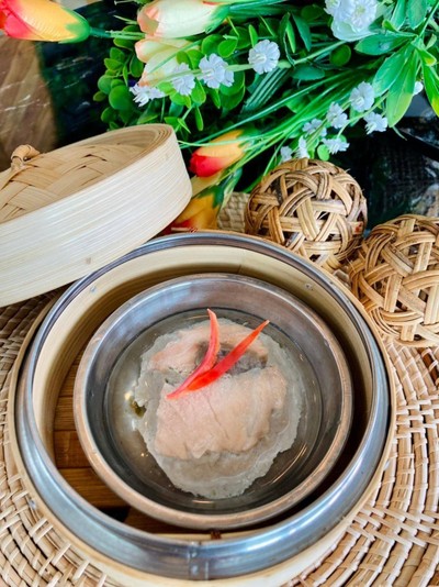 แซลม่อน