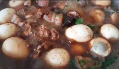 ไข่พะโล้กะหมูสามชั้น สูตรน้ำตาลไหม้