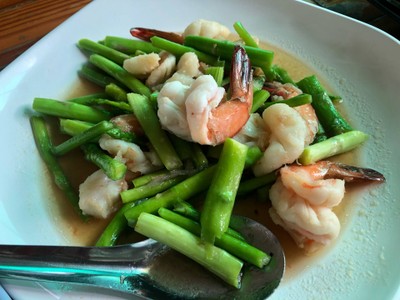 หน่อไม้ฝรั่งผัดกุ้ง