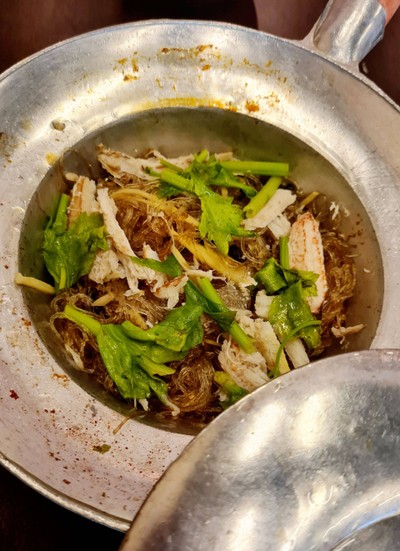 เนื้อปูอบวุ้นเส้น