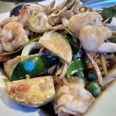 ผัดฉ่าทะเล