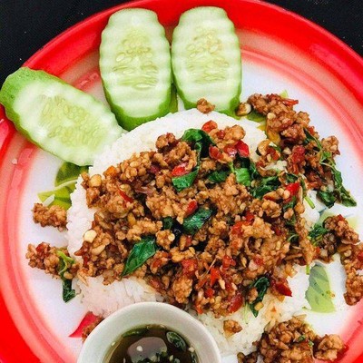 อาหาร หรือ เครื่องดื่ม