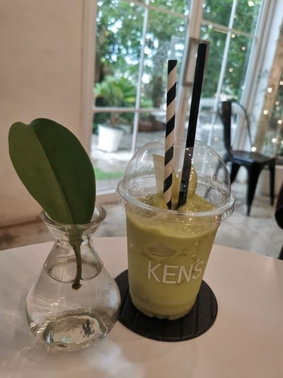 น้ำอโวคาโดแอปเปิ้ลเขียวปั่น