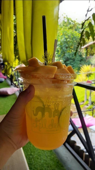 อาหาร หรือ เครื่องดื่ม