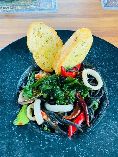 สปาเกตตีขี้เมาทะเล