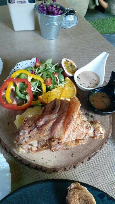 อาหาร หรือ เครื่องดื่ม