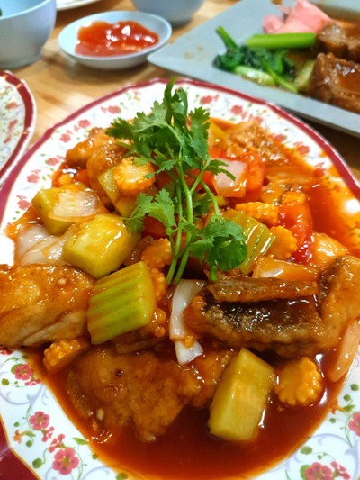 ปลาทอดผัดเปรี้ยวหวาน