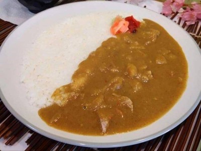 ข้าวแกงกระหรี่หมู