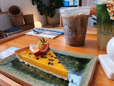 เมนูของร้าน Bluehouse cafe Sriracha