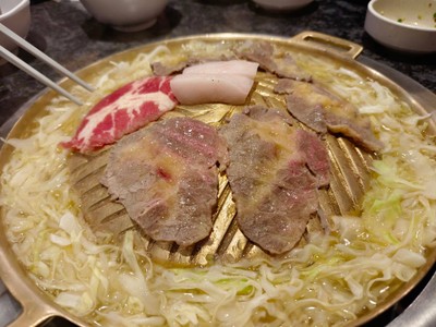 อาหาร หรือ เครื่องดื่ม