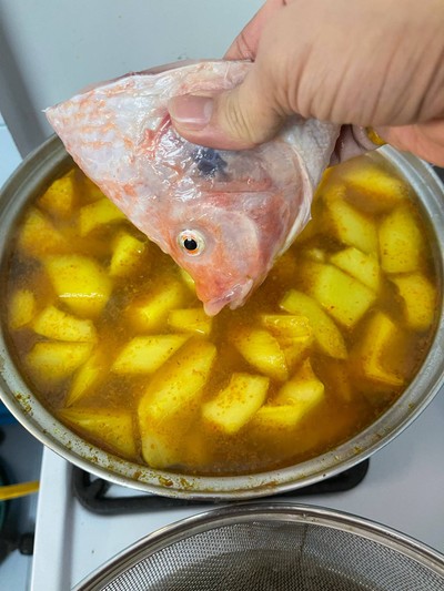 วิธีทำ แกงส้มใต้มะละกอ ปลาทับทิม 🐟