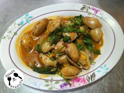 หอยลายผัดพริกเผา
