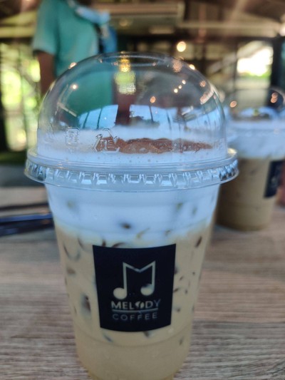 อาหาร หรือ เครื่องดื่ม