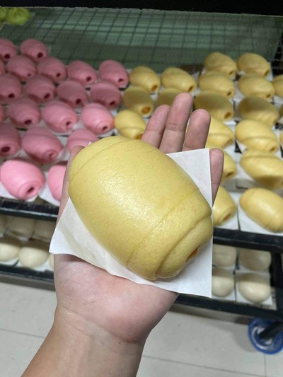 ซาลาเปาใส่กรอกชีดยืด