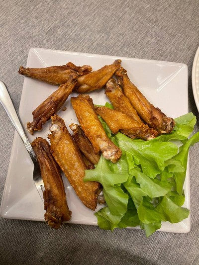 ปีกไก่ทอดน้ำปลา