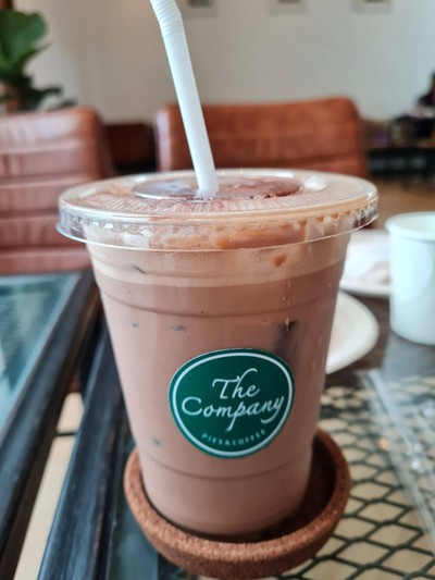 อาหาร หรือ เครื่องดื่ม