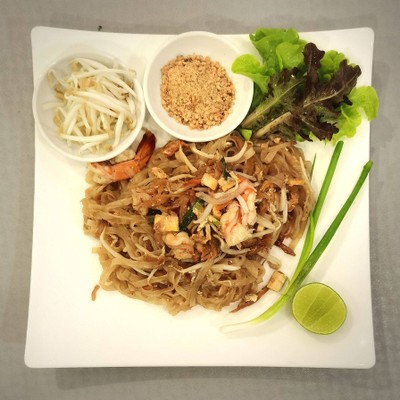 ผัดไทยกุ้งสด