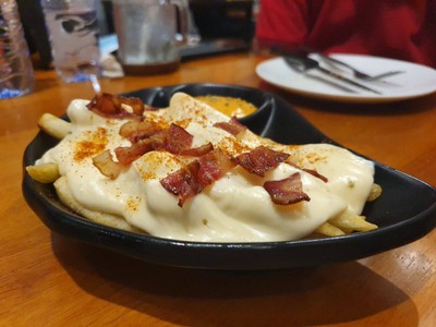 BACON CHEESE FRIES