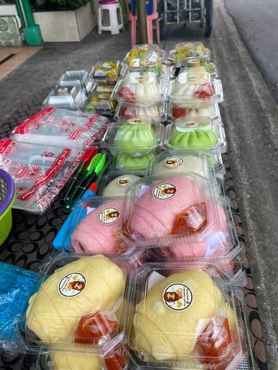 ซื้อครบ200บาทแลกซื้อซาลาเปา1บาท