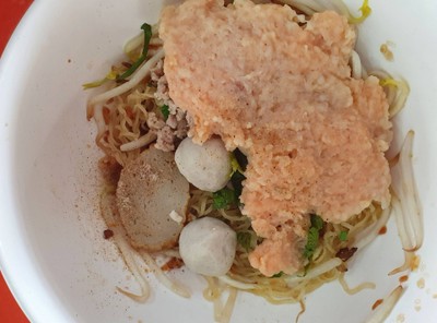 บะหมี่แห้ง
