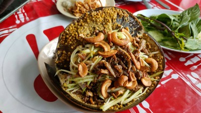 ยำไข่แมงดา