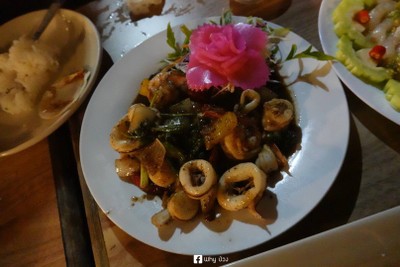 ทะเลผัดพริกไทยดำ