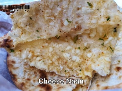 CHEESE NAAN
