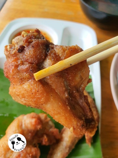 ปีกไก่ทอด