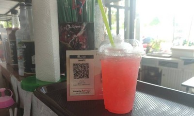 สตอเบอรี่อิตาเลี่ยนโซดา