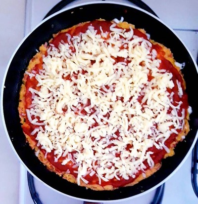 วิธีทำ พิซซ่า/พิซซ่าเต้าหู้(ไม่ใช้เตาอบ)Crispy & soft tofu pizza ( no oven) 