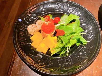 Mango Scallop Salad