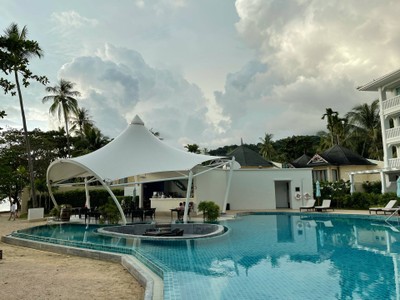 สระว่ายน้ำ/ชายหาด