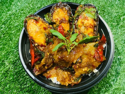 กระเพราสันคอสไลด์&หอยแมงภู่นิวซีแลนด์