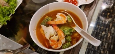 แกงส้มชะอมกุ้ง