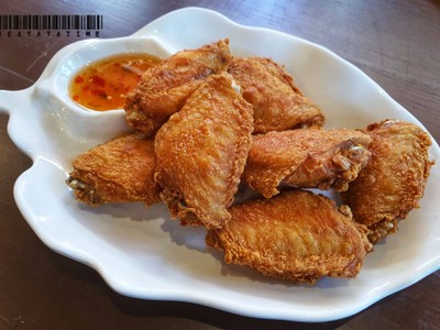 ไก่ทอดนิรมิต