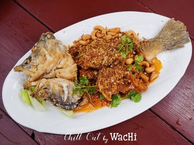 ปลากะพงคั่วตะไคร้