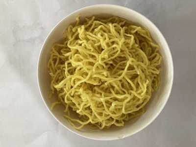 บะหมี่เหลืองลวก