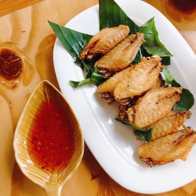 ปีกไก่ทอดสมุนไพร