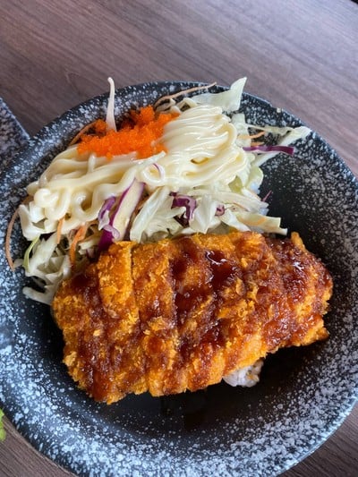 ข้าวหมูทอดทงคัตสึ