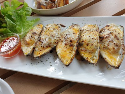 Mussel bites