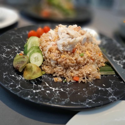 อาหาร หรือ เครื่องดื่ม