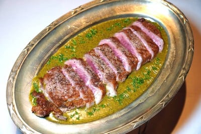 Brasserie Phuket ในเมืองภูเก็ต